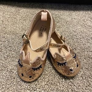 Baby GAP Unicorn Shoes - size 5